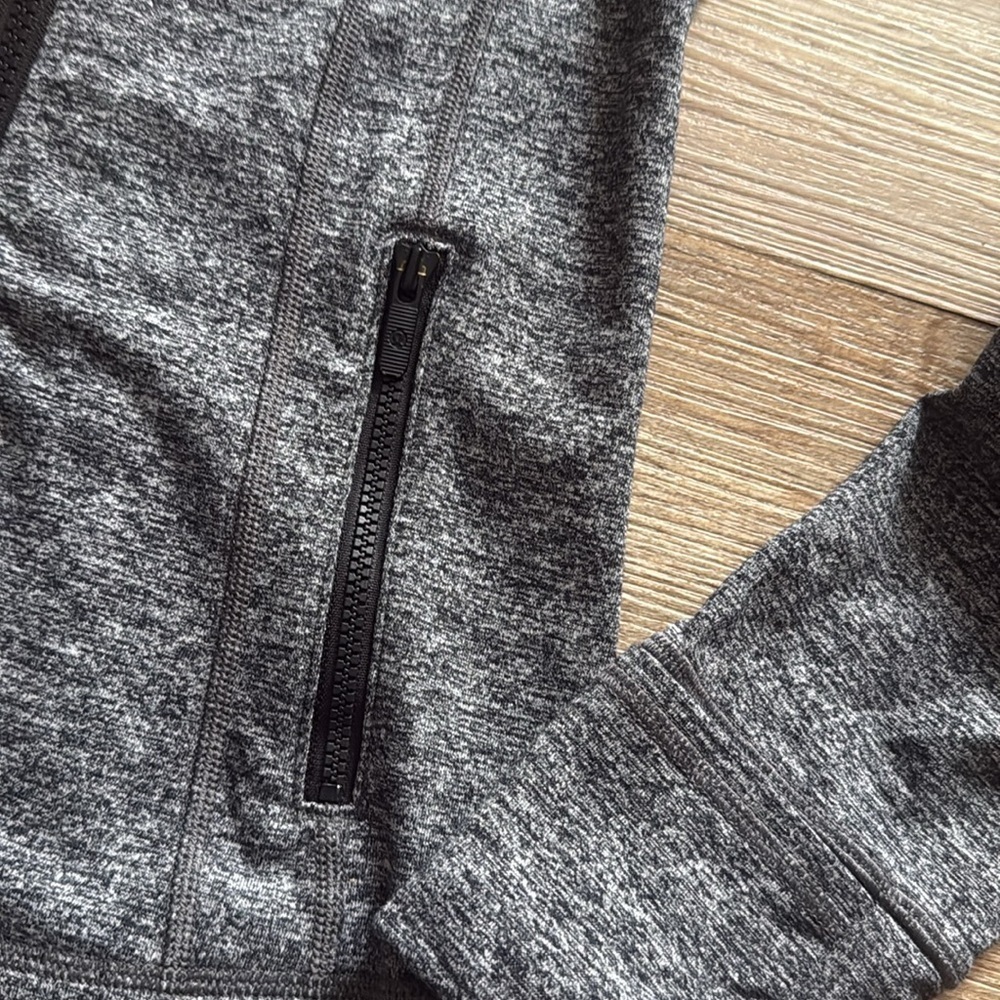 Lululemon Define Jacket - Picture 3 of 6